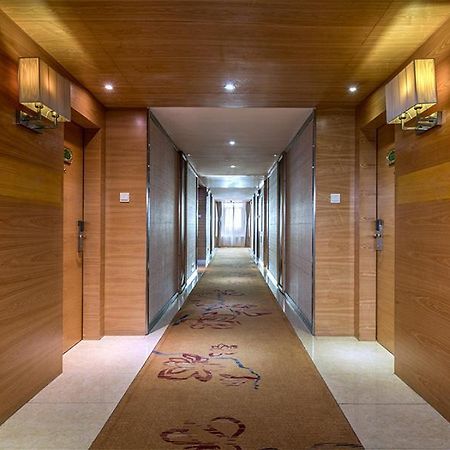 Vienna Hotel Guangzhou Airport Kültér fotó